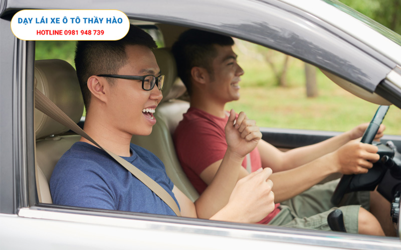 Chi phí học lái xe ô tô bao nhiêu?